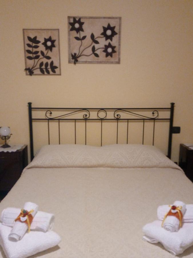L'Agrifoglio Di Emy Bed and Breakfast Guspini Εξωτερικό φωτογραφία