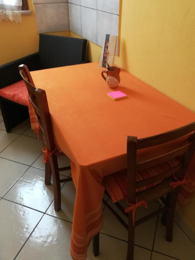 L'Agrifoglio Di Emy Bed and Breakfast Guspini Εξωτερικό φωτογραφία