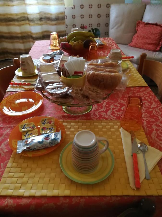 L'Agrifoglio Di Emy Bed and Breakfast Guspini Εξωτερικό φωτογραφία